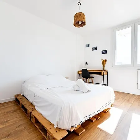 4 Personnes - 2 -fibre - Balcon - Confort Διαμέρισμα *