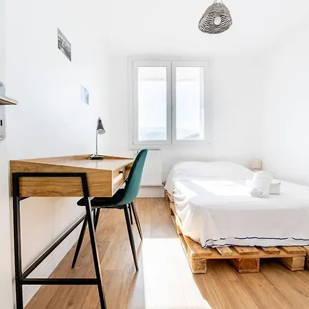 Apartment 4 Personnes - 2 -fibre - Balcon - Confort Grenoble