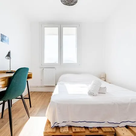 4 Personnes - 2 -fibre - Balcon - Confort