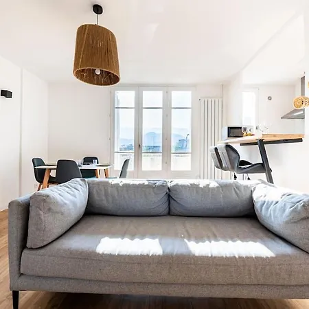 Apartment 4 Personnes - 2 -fibre - Balcon - Confort Grenoble