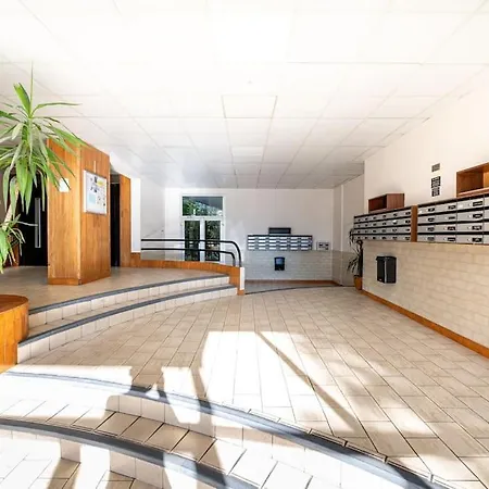 Apartment 4 Personnes - 2 -fibre - Balcon - Confort