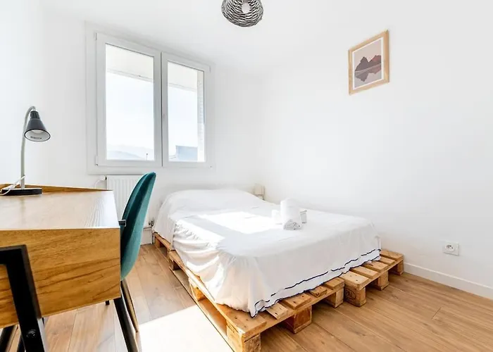 4 Personnes - 2 -fibre - Balcon - Confort 公寓 格勒诺布尔