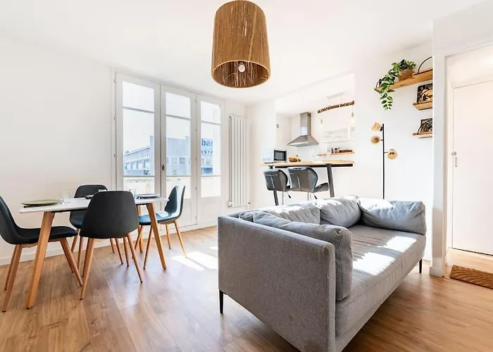 4 Personnes - 2 -fibre - Balcon - Confort 公寓